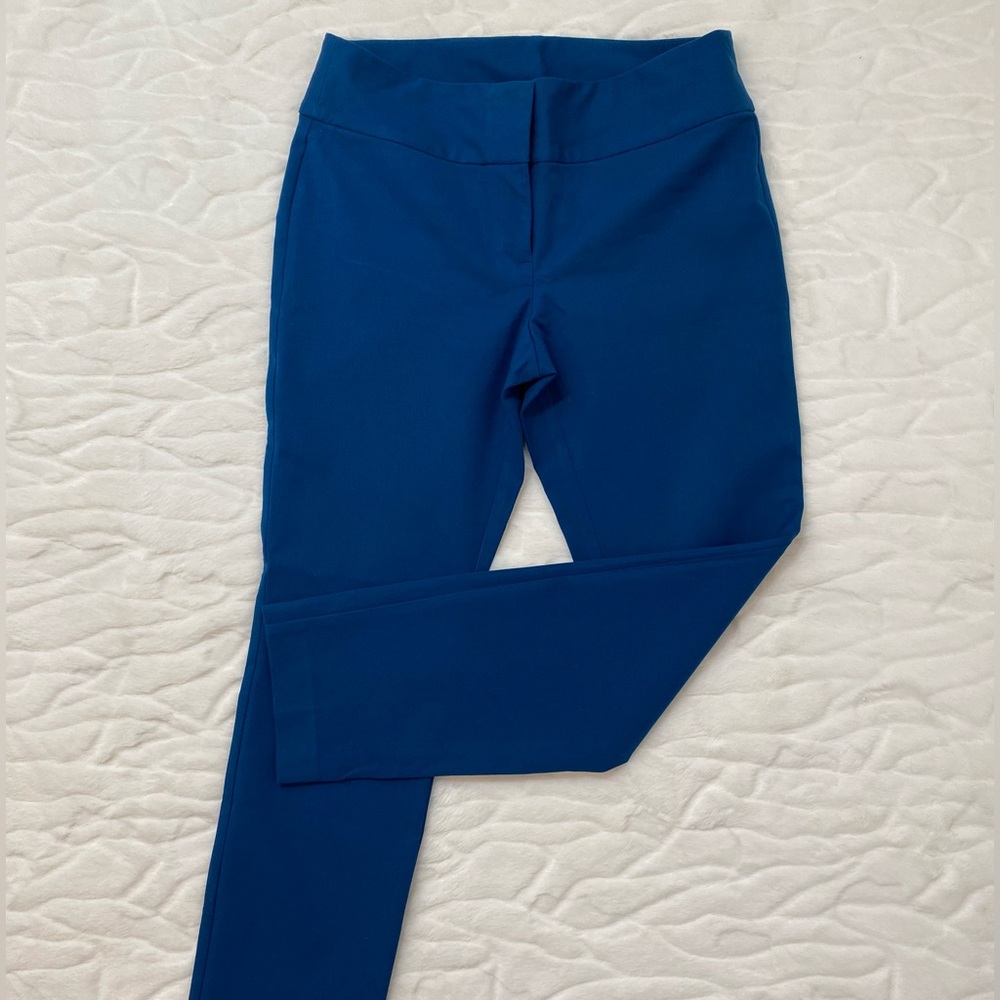 Alfani Women’s Dress Pant Size 8P Like New!